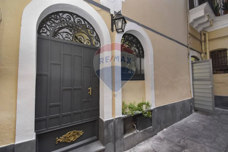 Appartamento In Vendita A Catania, Zona Centro