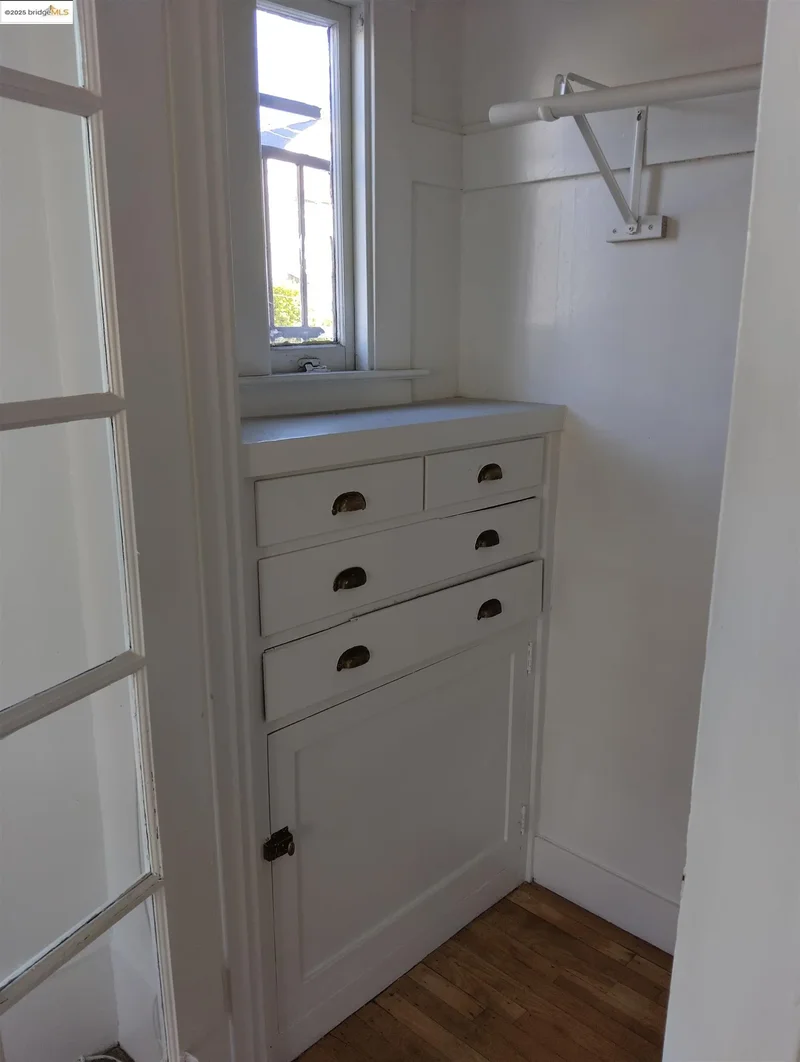 847 E 18th, Oakland, California, United States. - Photo 21