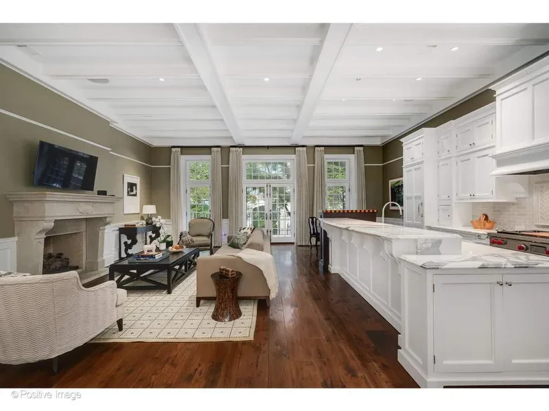 446 W. Huron Street, Chicago, IL, 60654, USA, Chicago, Illinois, United States. - Photo 16