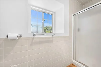 Thumbnail 32