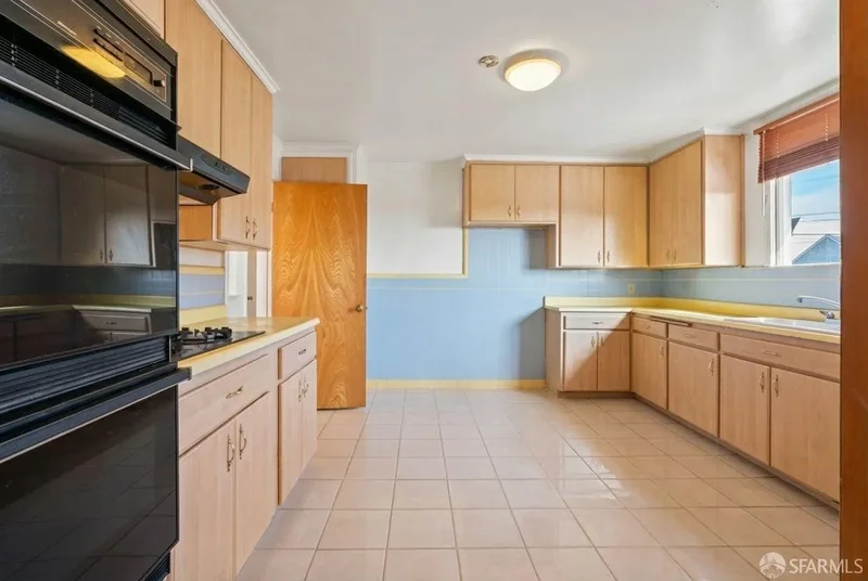 66 Williams Avenue, San Francisco, CA 94124, San Francisco, California, United States. - Photo 4
