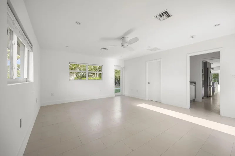 2648 NE 26 Place, Fort Lauderdale, Florida, United States. - Photo 18