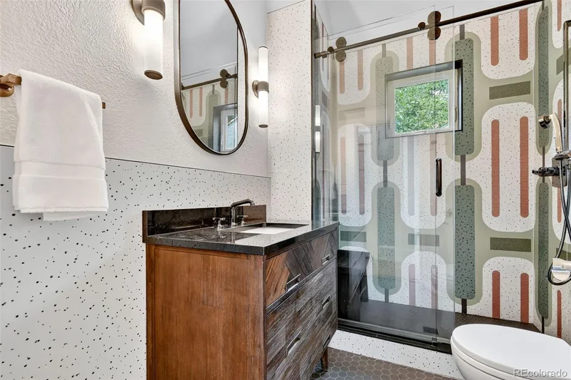 2065 Holly Street, Denver, Colorado, United States. - Photo 24