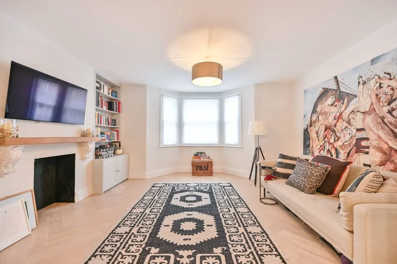11 Ashburnham Road, Central London, London, England, United Kingdom. - Photo 4