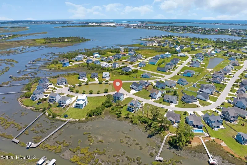 1827 Olde Farm Road, Morehead City, NC 28557, Morehead City, North Carolina, United States. - Photo 45