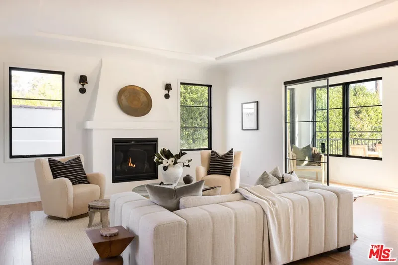 1284 S Orange Drive, Los Angeles, California, United States. - Photo 8