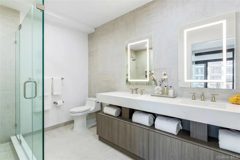140 Boardwalk, Long Beach, New York, United States. - Photo 18