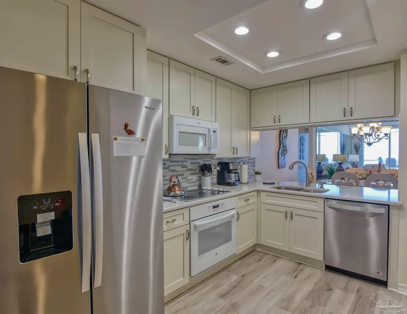 8477 Gulf Blvd #202, Navarre, FL 32566, Pensacola Beach, Florida, United States. - Photo 8