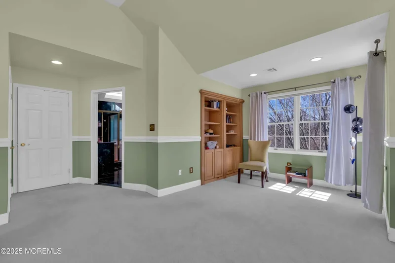 2 Chestnut Hill Drive, Manalapan, NJ 07726, Manalapan, NJ, United States. - Photo 69