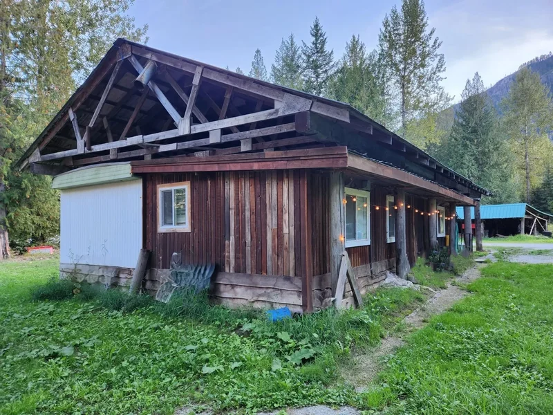 9304 Upper Lillooet River Fsr, Pemberton, British Columbia, Canada. - Photo 18