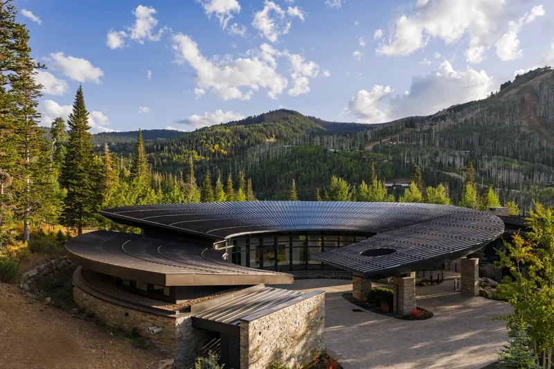 Soluna: A Mountain Estate Masterpiece In Motion
