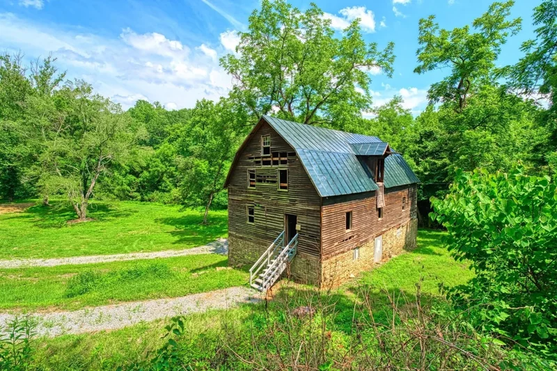 18 Old Mill Road, Washington, VA 22747, Washington, Virginia, United States. - Photo 4
