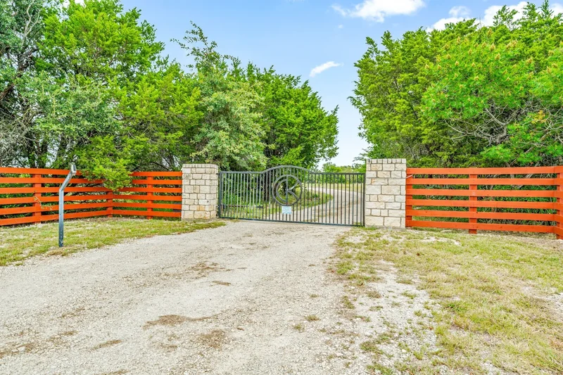 2707 County Road 247, Hico, TX 76457, Hico, Texas, United States. - Photo 27