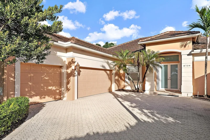 8734 Lakes Boulevard, Loxahatchee, Florida, United States. - Photo 40