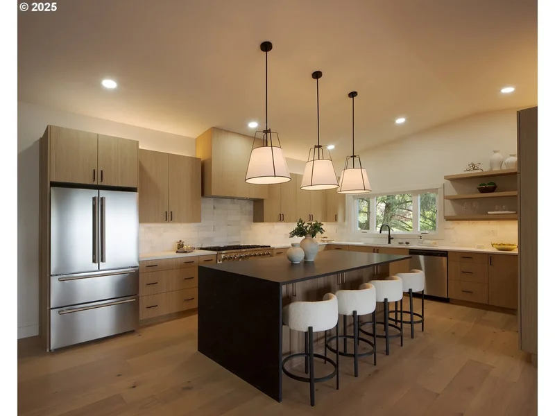 3400 SW SHERWOOD PL, Portland, OR, 97239, USA, Portland, Oregon, United States. - Photo 2