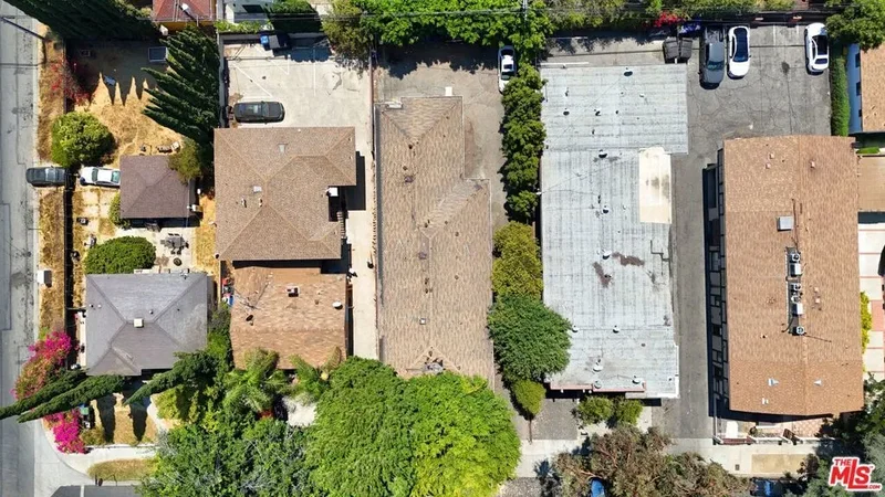 14310 Tiara Street, Los Angeles, California, United States. - Photo 6