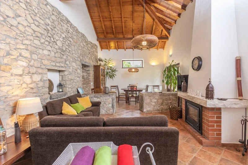 Farm, 5 Bedrooms, For Sale