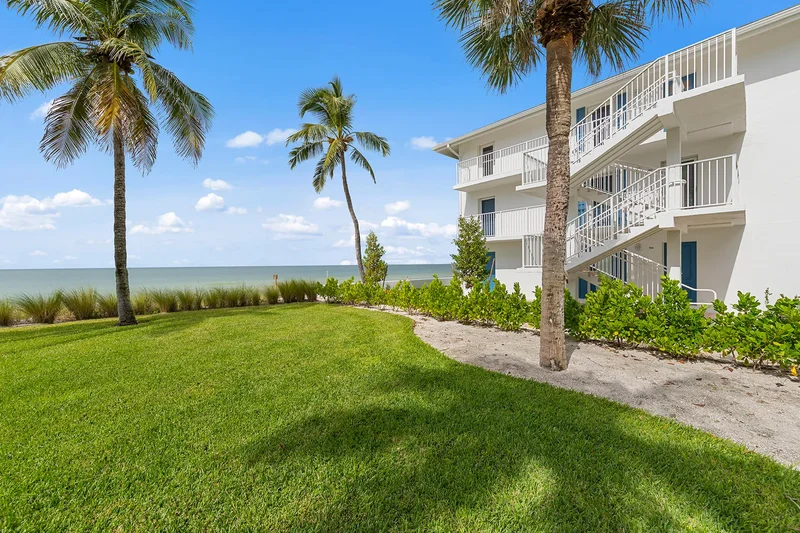 10573 Gulf Shore Drive , 306, Naples, FL 34108, Naples, Florida, United States. - Photo 6