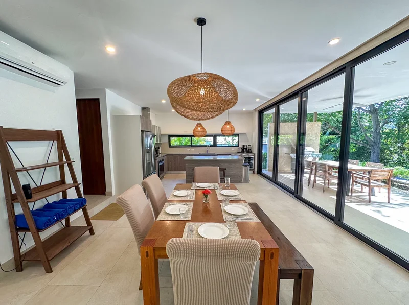 Senderos, Tamarindo, Guanacaste Province, Costa Rica. - Photo 32