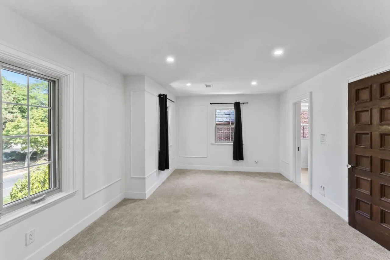 2423 Chicago Boulevard, Detroit, MI 48206, Detroit, Michigan, United States. - Photo 44