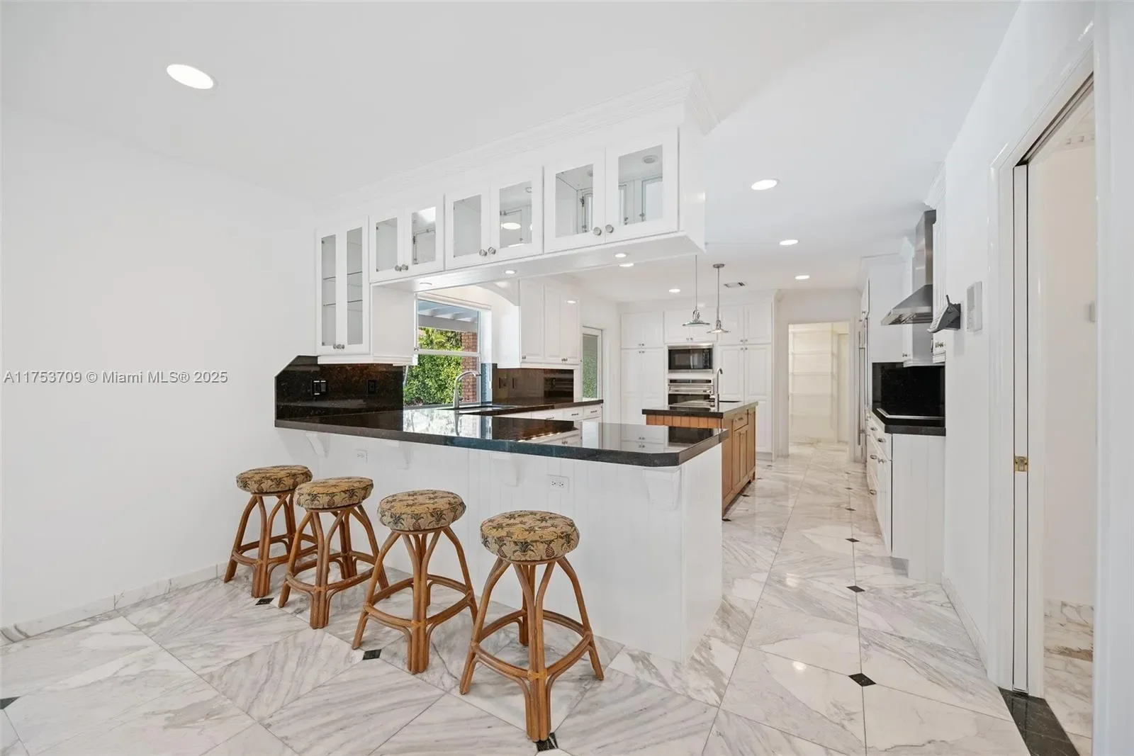 13060 SW 70th Ave, Coral Gables, Florida, United States. - Photo 6