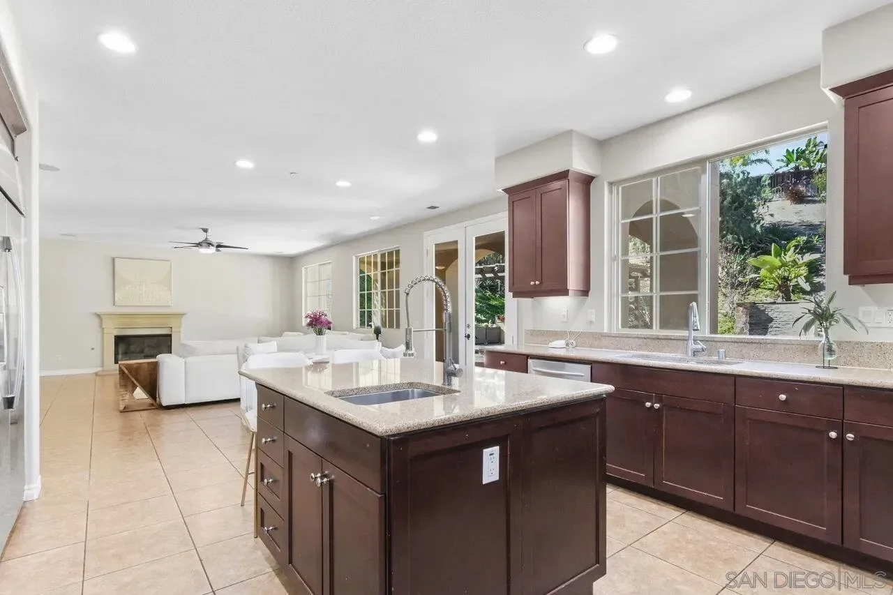 2957 Ranch Gate Rd, Chula Vista, California, United States. - Photo 6