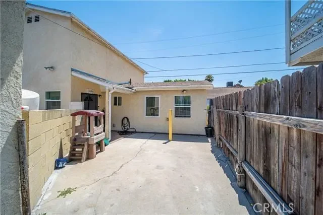 1142 E Century Boulevard, Los Angeles, CA 90002, Los Angeles, California, United States. - Photo 27