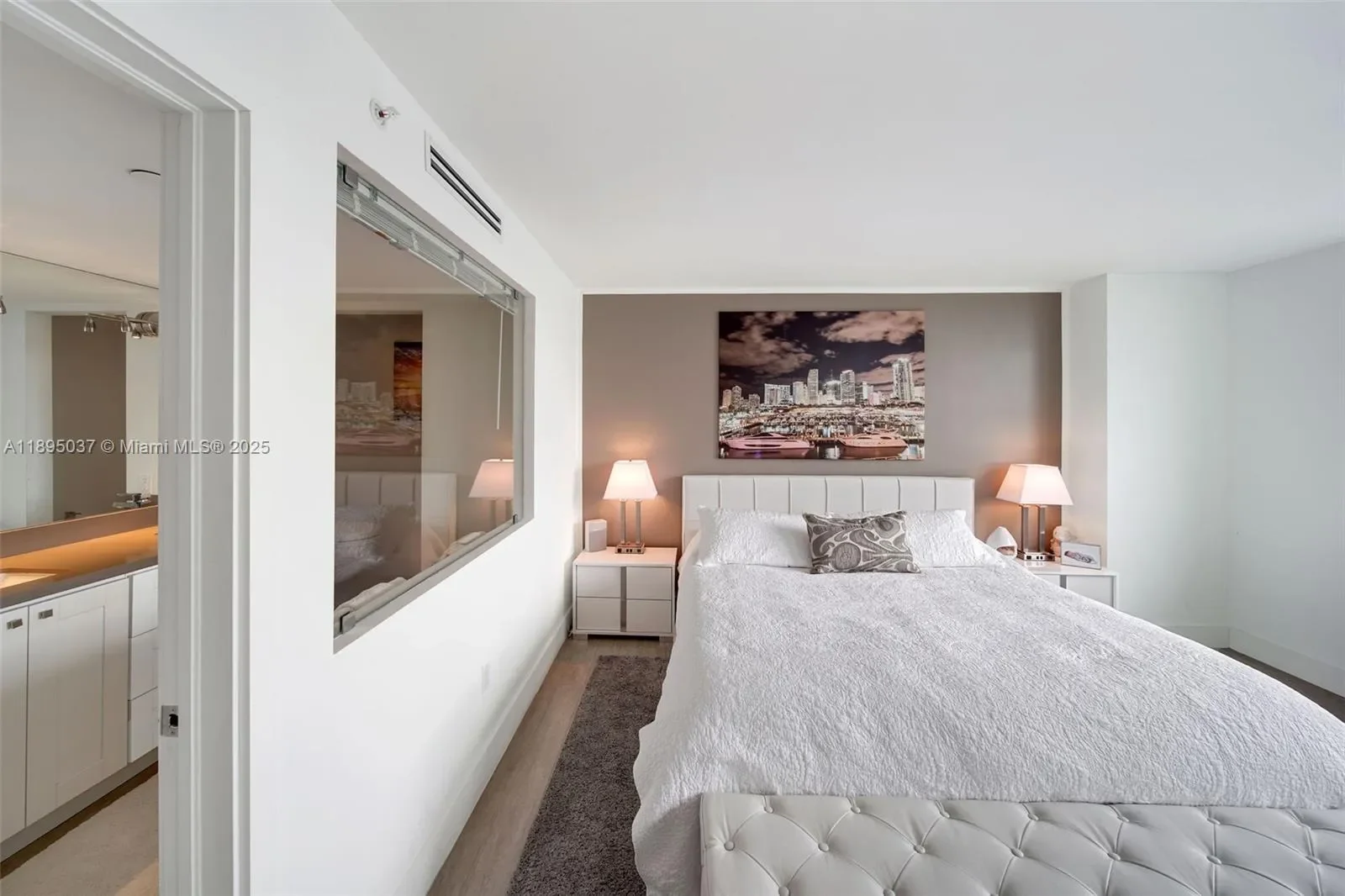 650 West Ave 2107, Miami Beach, Florida, United States. - Photo 19