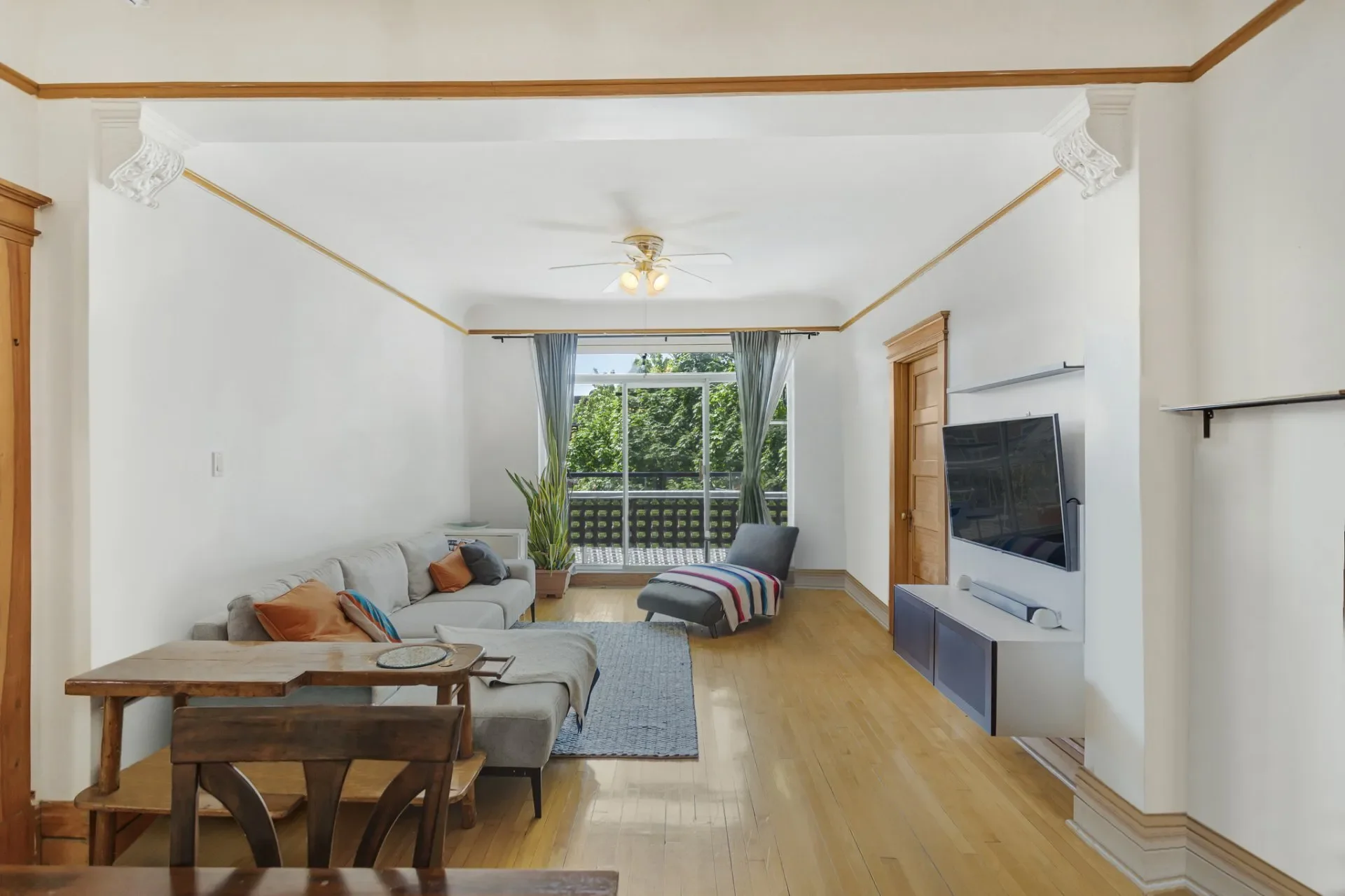 Gallery photo 6