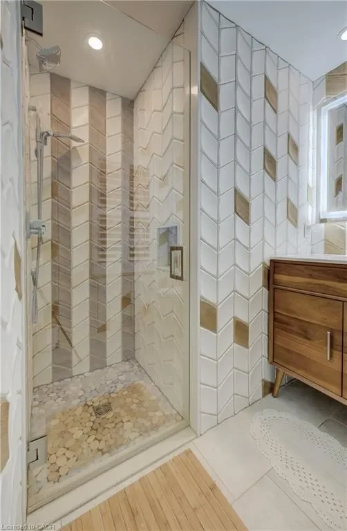 38 Academy Crescent, Waterloo, ON N2L 5H7, Waterloo, Ontario, Canada. - Photo 31