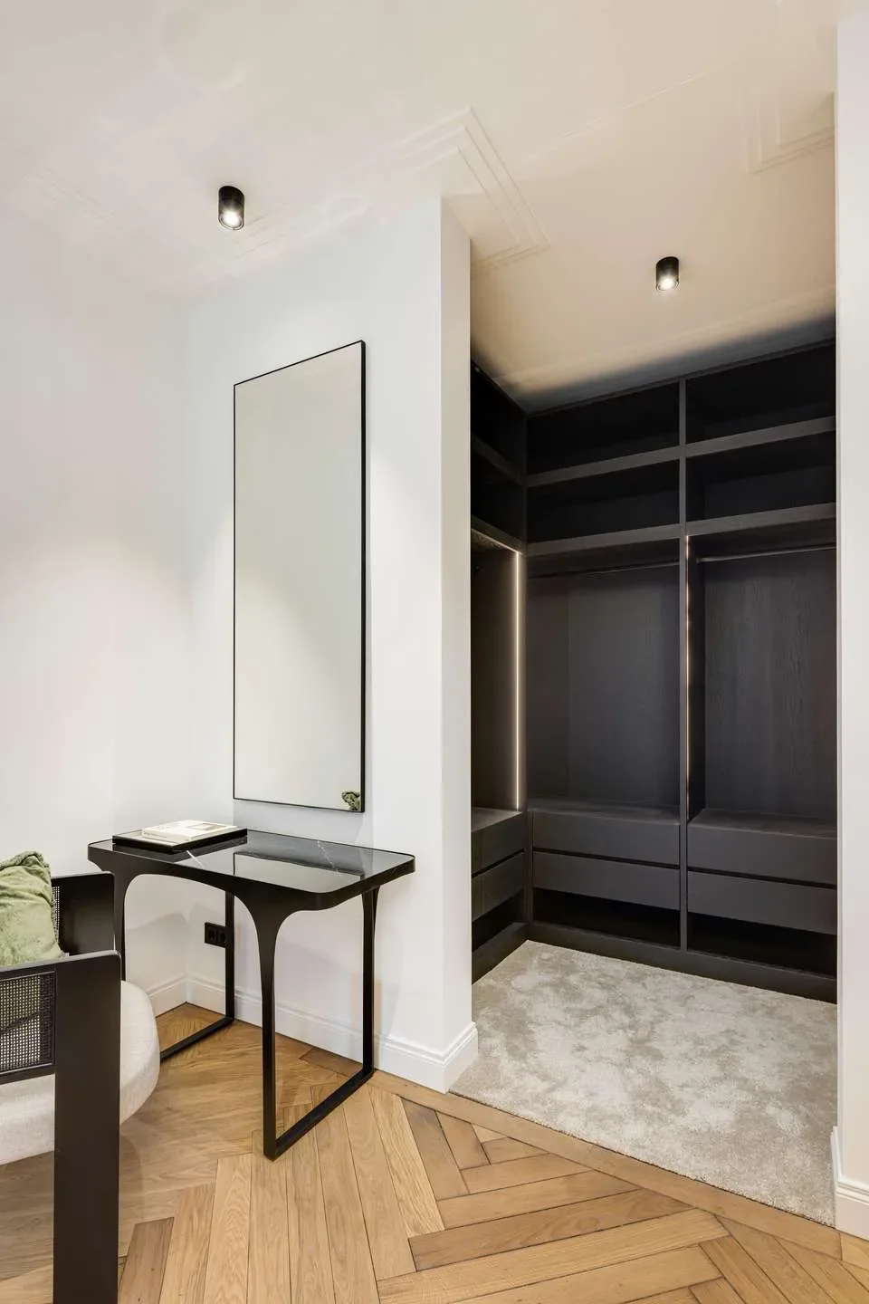 Gallery photo 8