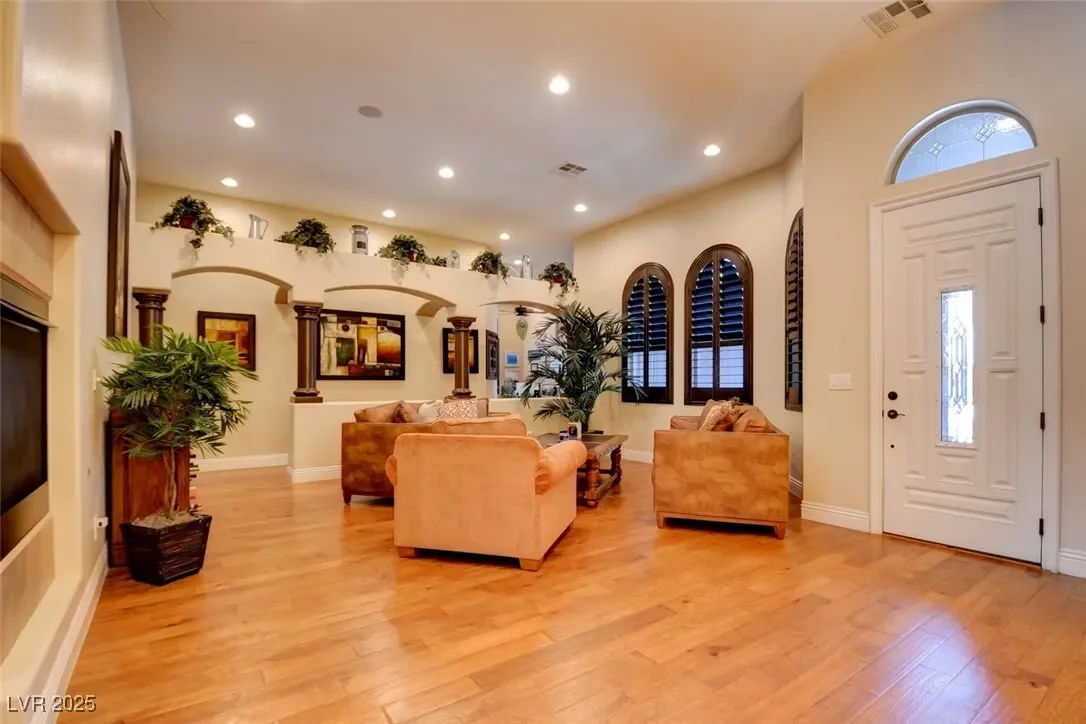 Gallery photo 5