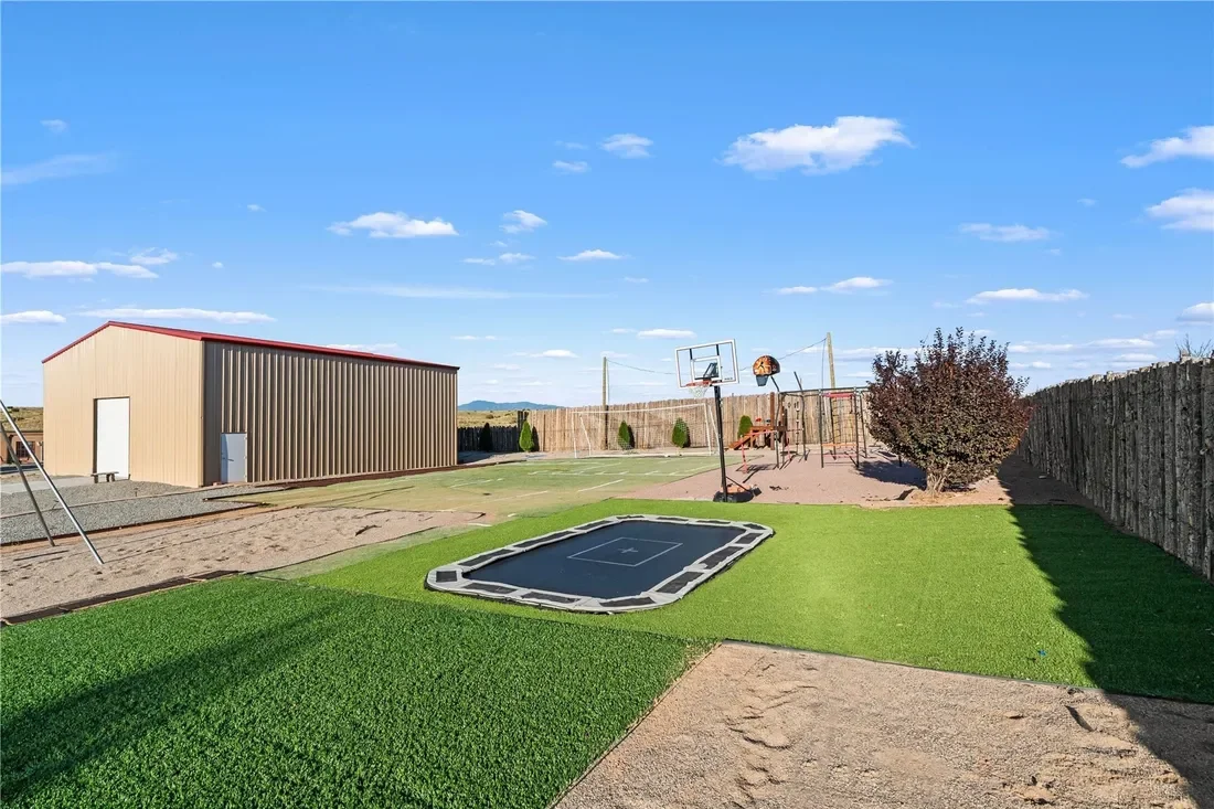 57 A Southfork A, Santa Fe, NM 87508, Santa Fe, New Mexico, United States. - Photo 24