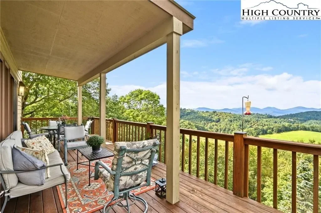 305 High Peak Drive, Boone, NC 28607, Boone, North Carolina, United States. - Photo 37