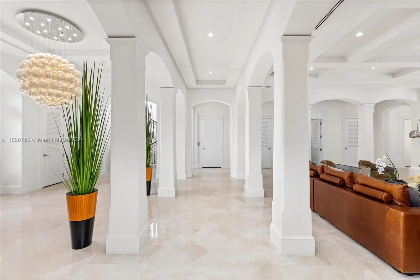 6495 SW 123rd Ter, Coral Gables, Florida, United States. - Photo 3