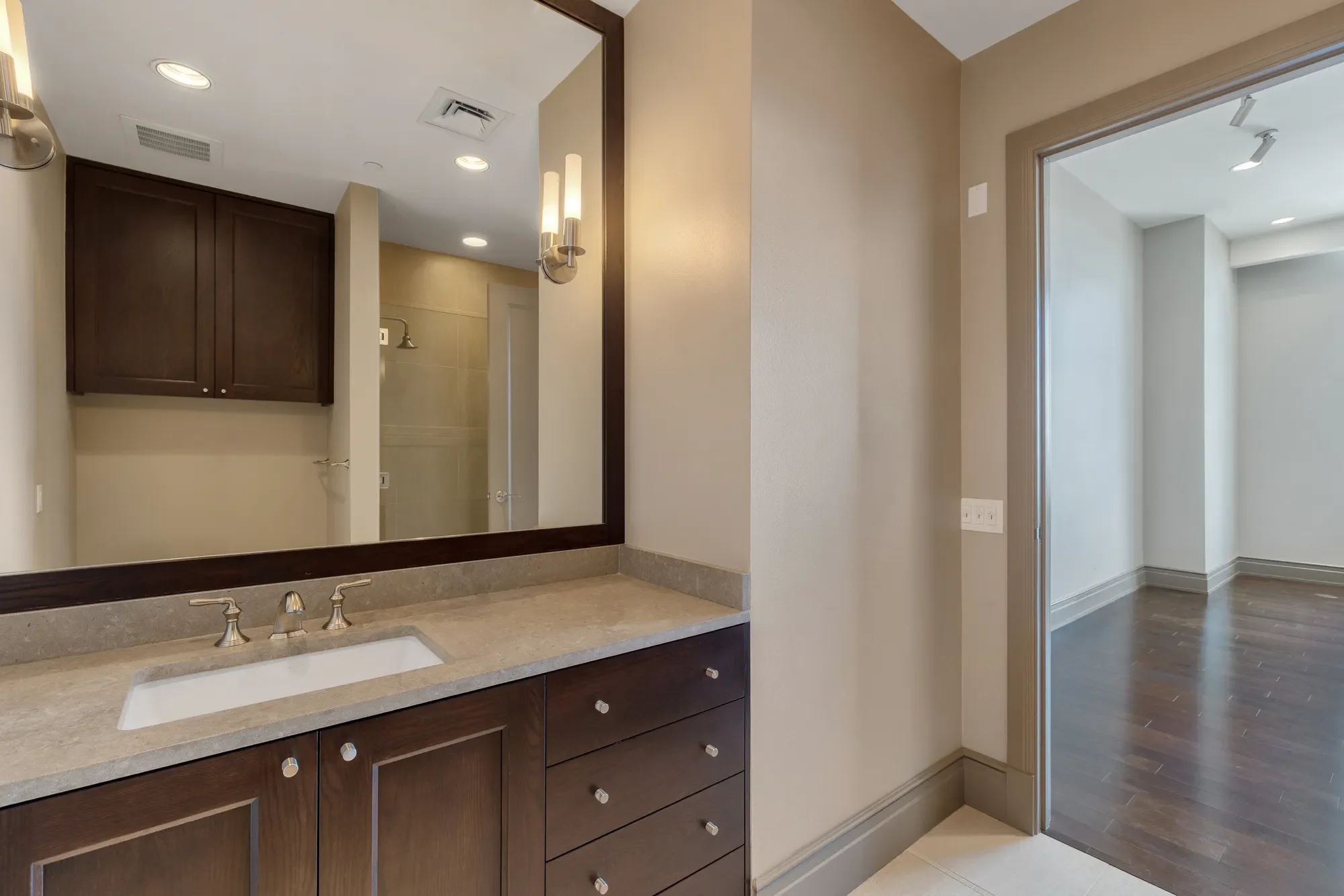 4242 Broadway Unit 2002 , San Antonio, TX 78209, San Antonio, Texas, United States. - Photo 21