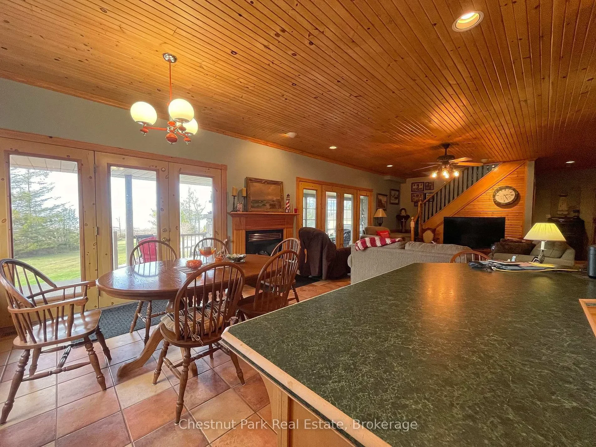 36 Cedar Drive, Mar, Ontario, Canada. - Photo 6