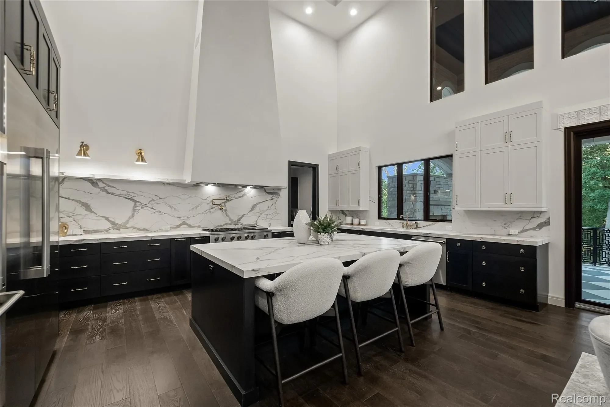 559 Barrington Park Drive, Bloomfield Hills, MI 48304, Bloomfield Hills, Michigan, United States. - Photo 16