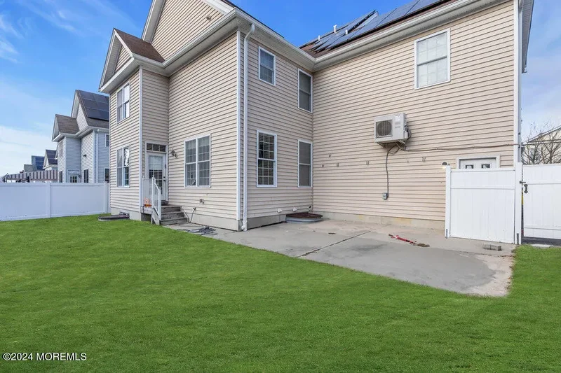 56 Canary Drive, Lakewood Township, New Jersey, United States. - Photo 47