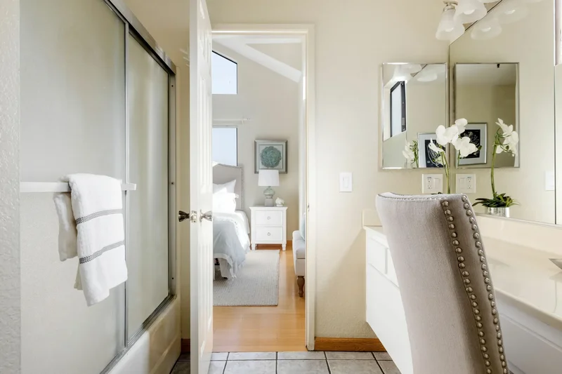 2005 Harriman Lane  #A , Redondo Beach, CA 90278, Lawndale, California, United States. - Photo 25
