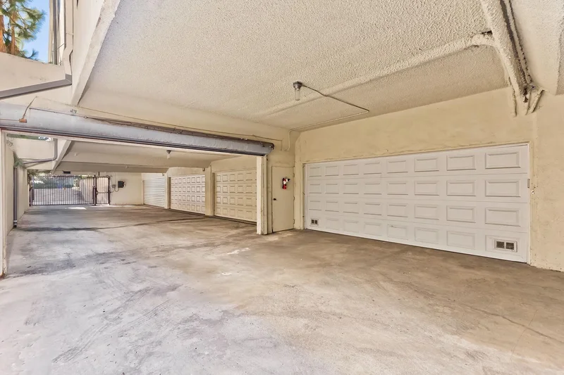 808 Washington Avenue , Santa Monica, CA 90403, Santa Monica, California, United States. - Photo 16