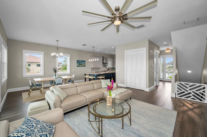339 55th Ave, St Pete Beach, FL 33706, St. Pete Beach, Florida, United States. - Photo 20