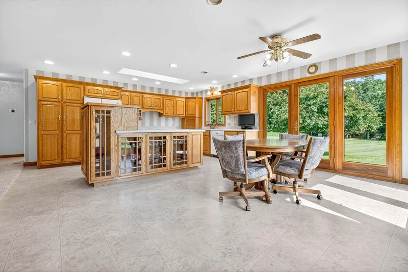 N1180 County Road Ee, Redgranite, WI 54970, Redgranite, Wisconsin, United States. - Photo 14