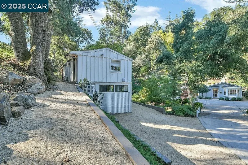 1751 Reliez Valley Road, Lafayette, California, United States. - Photo 12