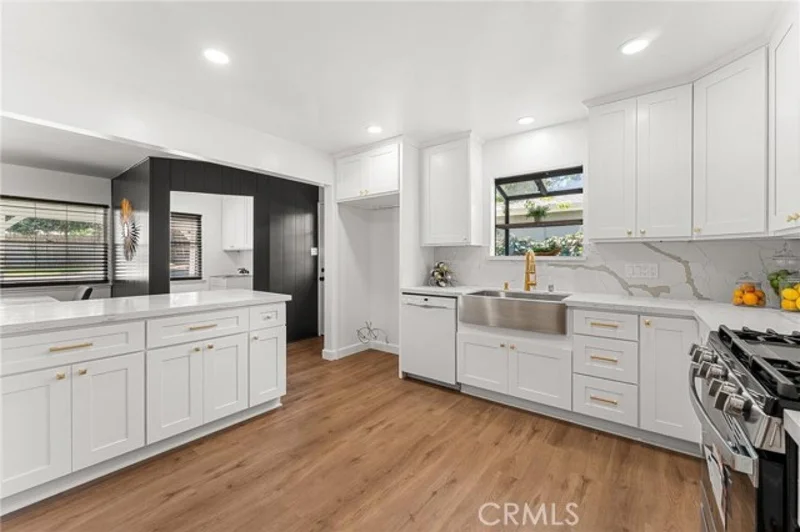 670 Palm, Redlands, California, United States. - Photo 16