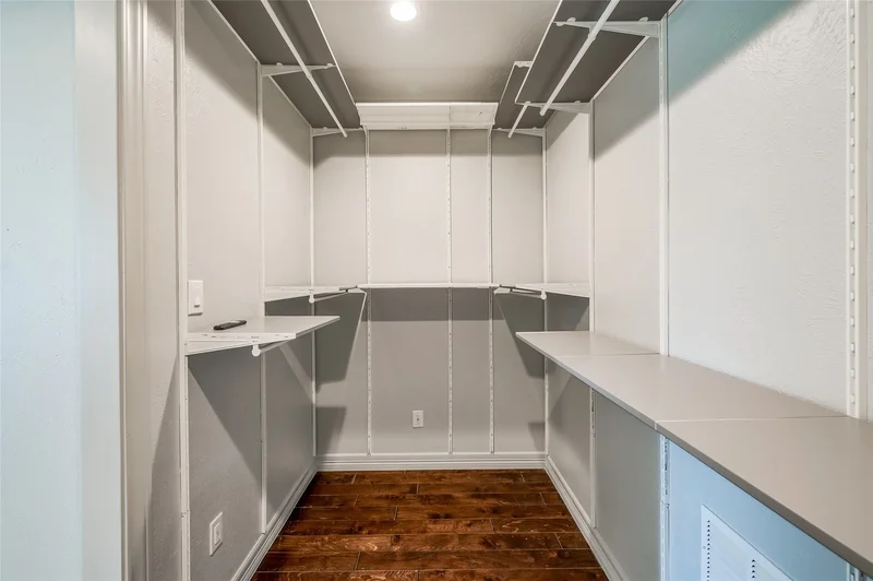 5527 Fragrant Cloud Court