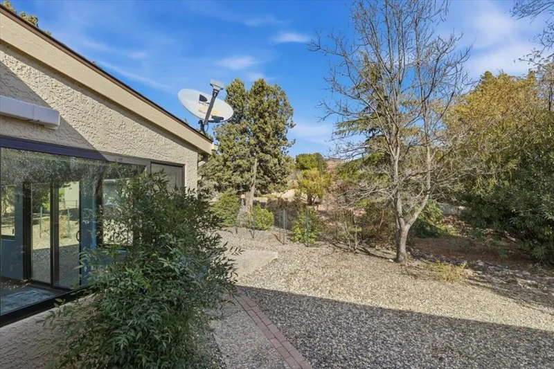 30 Creek Rock Circle , Sedona, AZ 86351, Sedona, Arizona, United States. - Photo 13