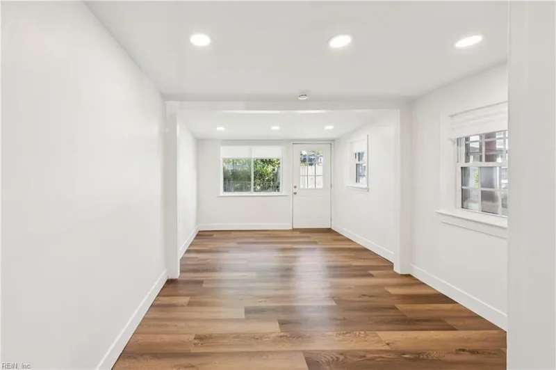 5509 Hampton Blvd, Norfolk, VA 23508, Norfolk, Virginia, United States. - Photo 13