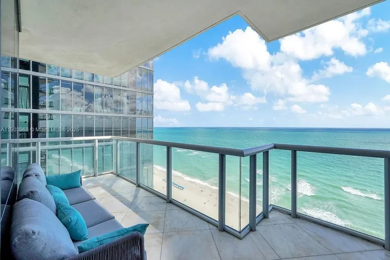17121 Collins Ave, Golden Beach, Florida, United States. - Photo 35