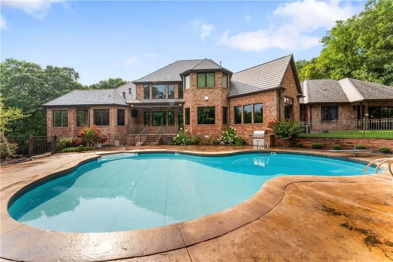 2369 E Ridgewood Lane, Fayetteville, AR 72703, Fayetteville, Arkansas, United States. - Photo 48